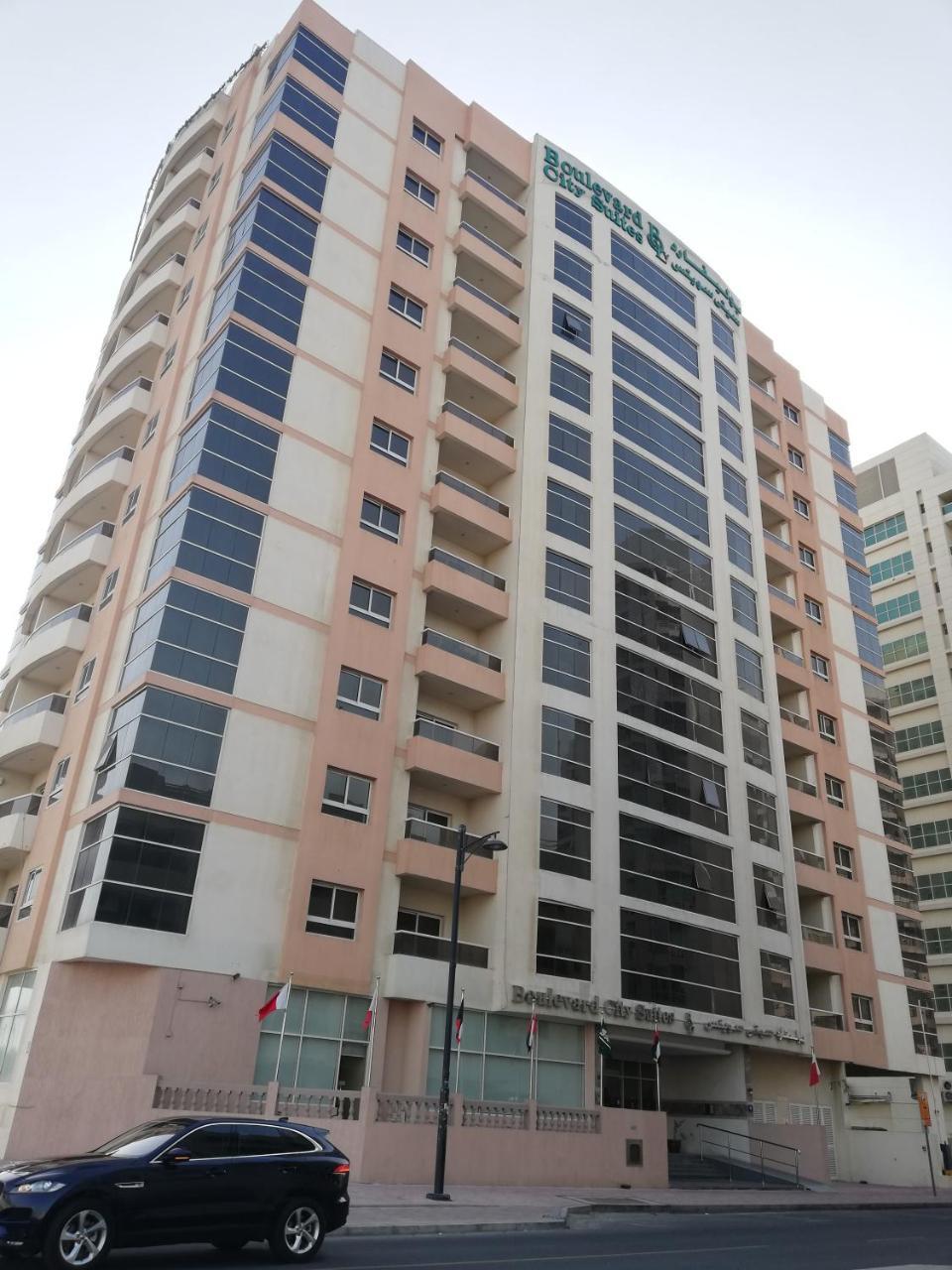 Boulevard City Suites Hotel Apartments Dubai Exterior photo